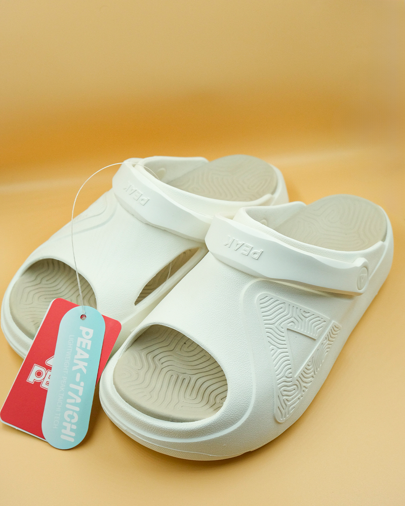 Peak taichi CROG beige
